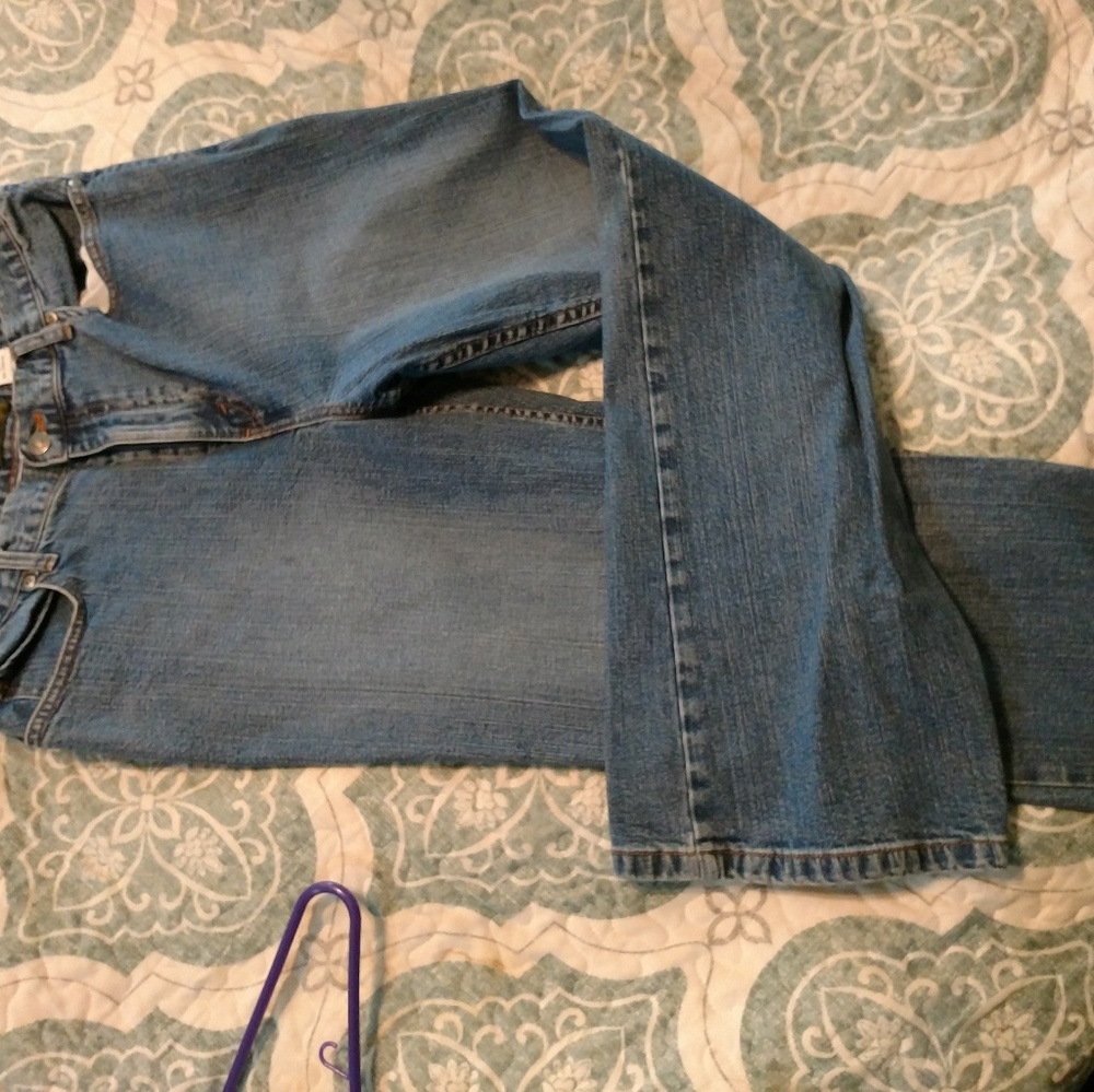 🇺🇸High rise straight leg Eddie Bauer jeans